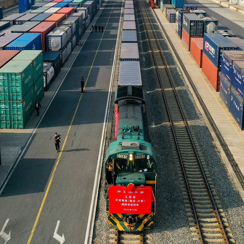 Iso 9001 Lcl Railway Freight Forwarder Services China Yiwu To Spain Logistics Delivery